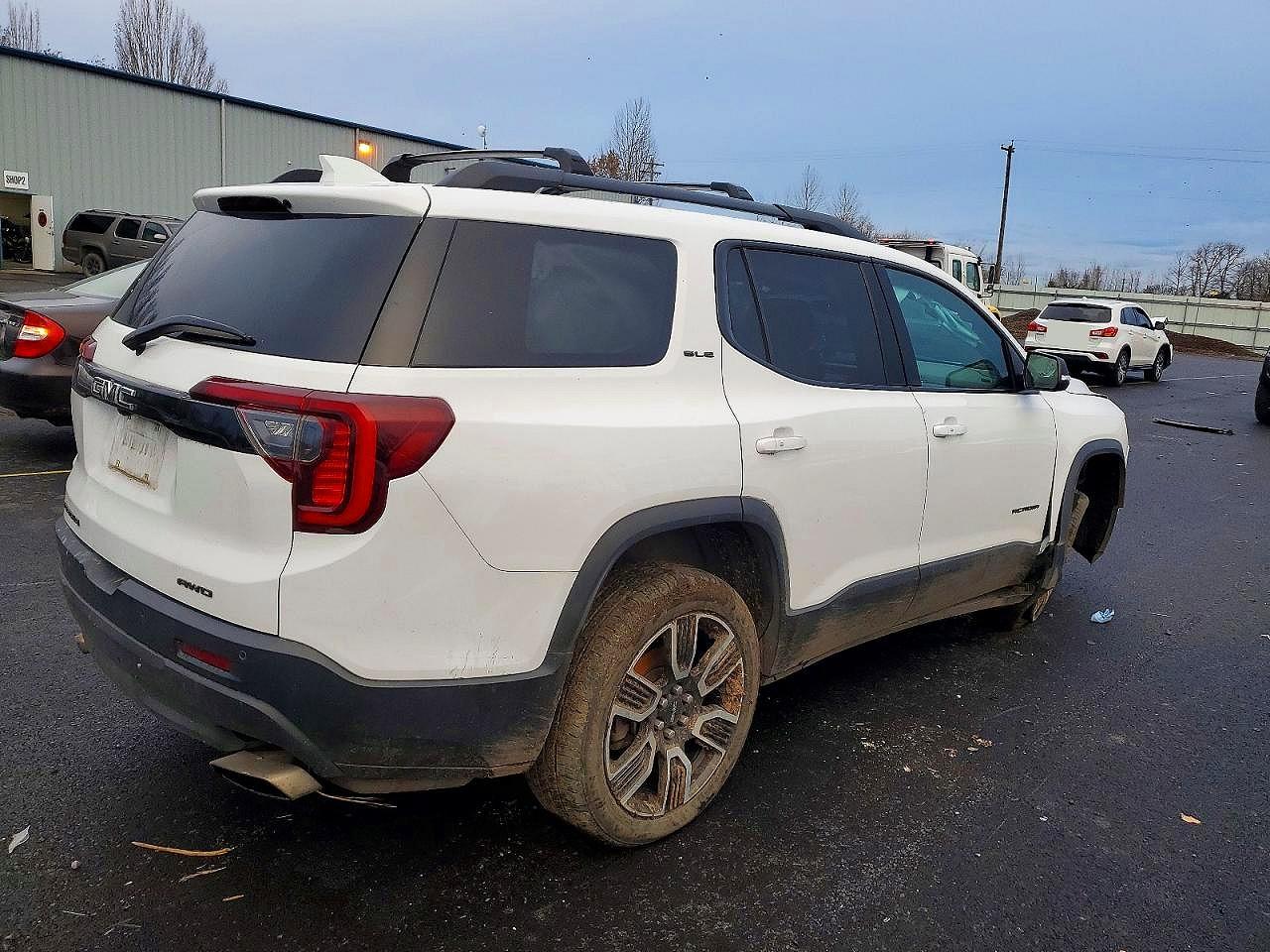 2021 GMC ACADIA SLE photo 3