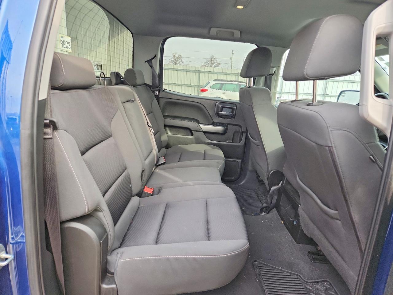 2018 CHEVROLET SILVERADO K1500 LT photo 10