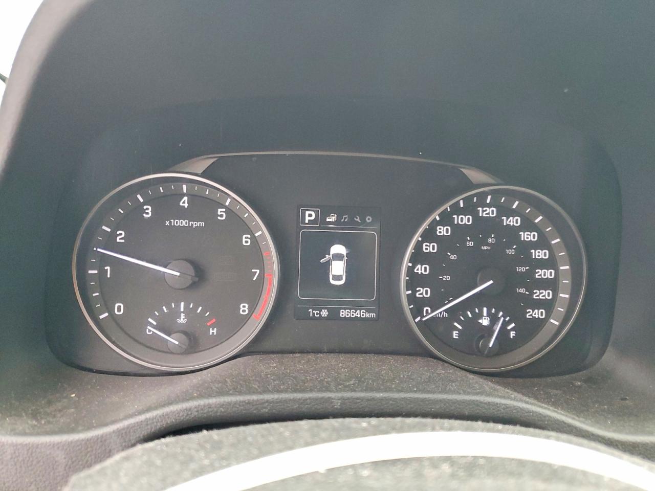 2017 HYUNDAI ELANTRA SE photo 9
