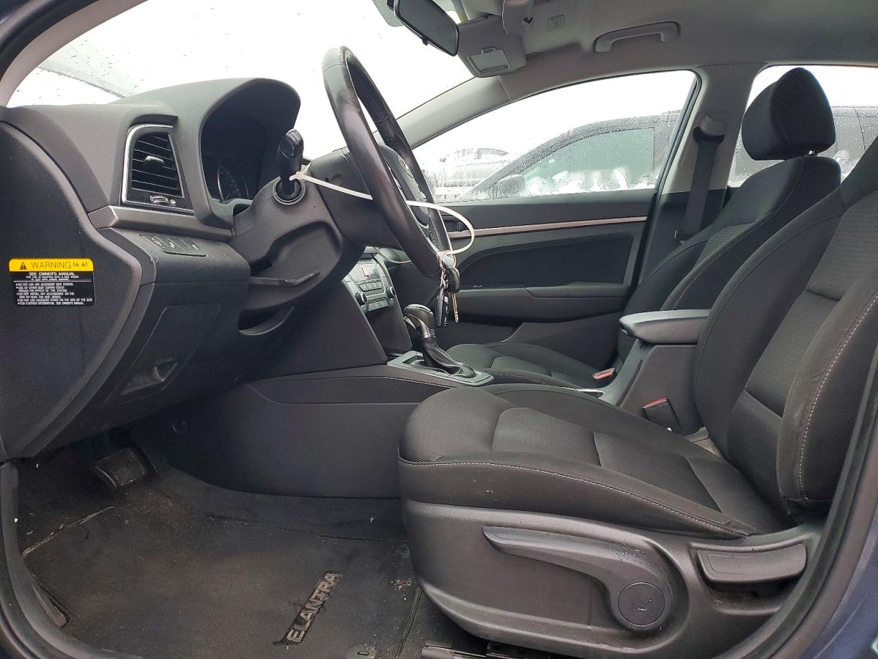 2017 HYUNDAI ELANTRA SE photo 7