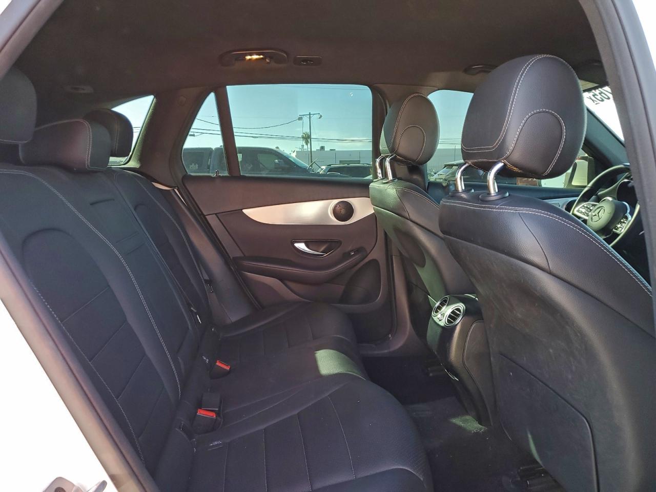 2022 MERCEDES-BENZ GLC 300 photo 11