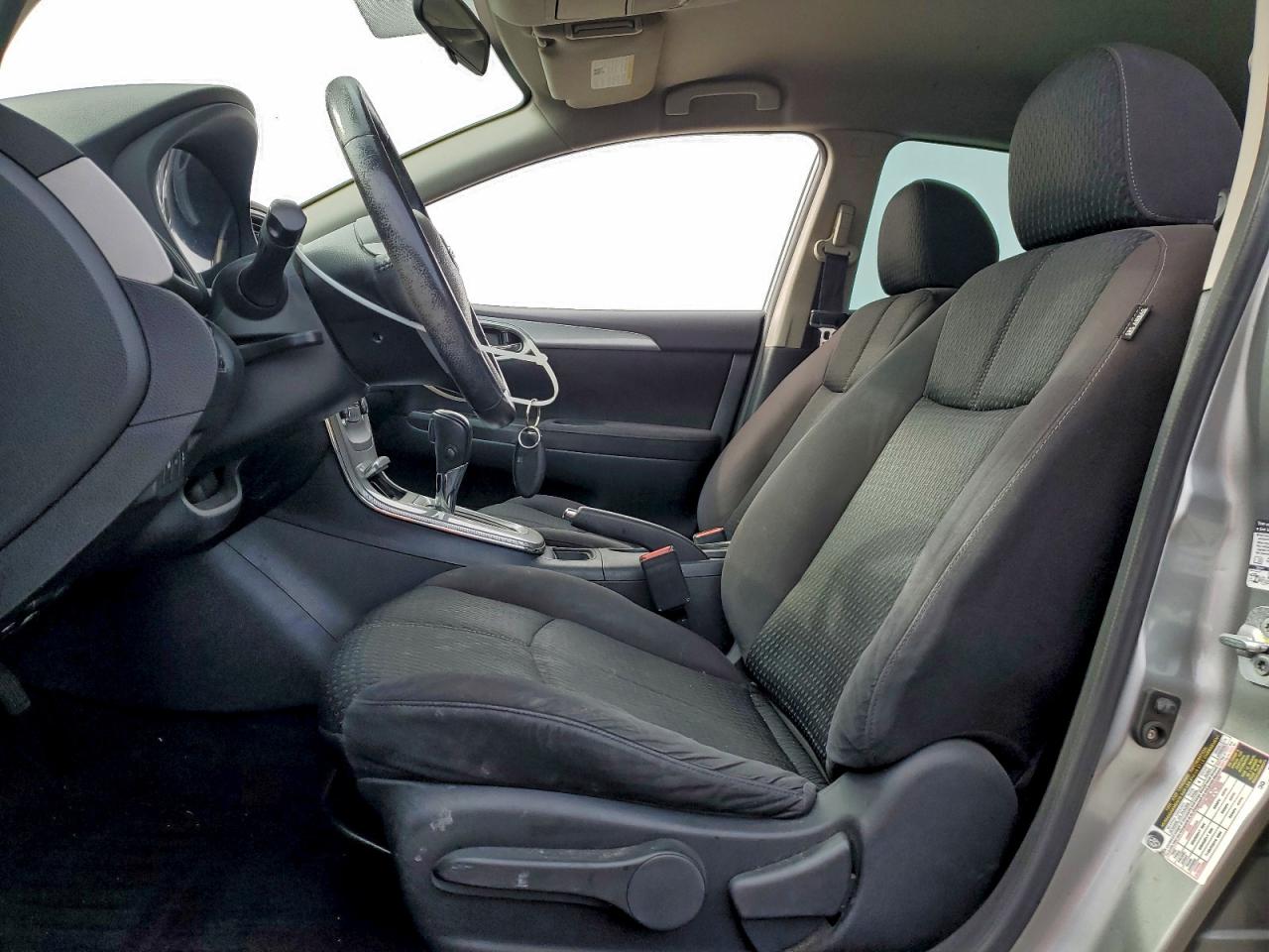 2013 NISSAN SENTRA S photo 7