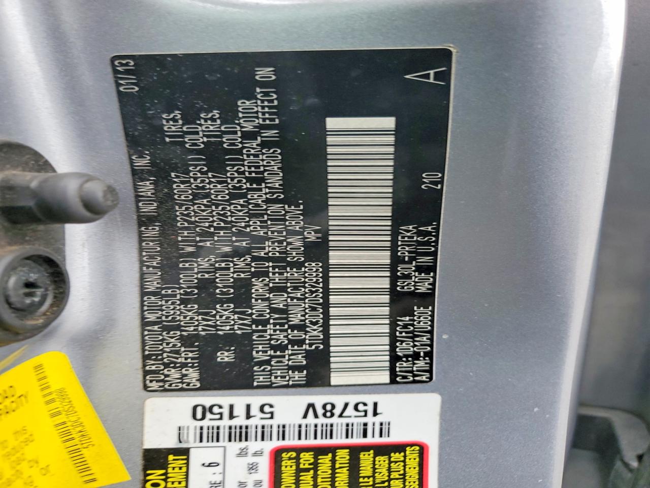 2013 TOYOTA SIENNA LE photo 13