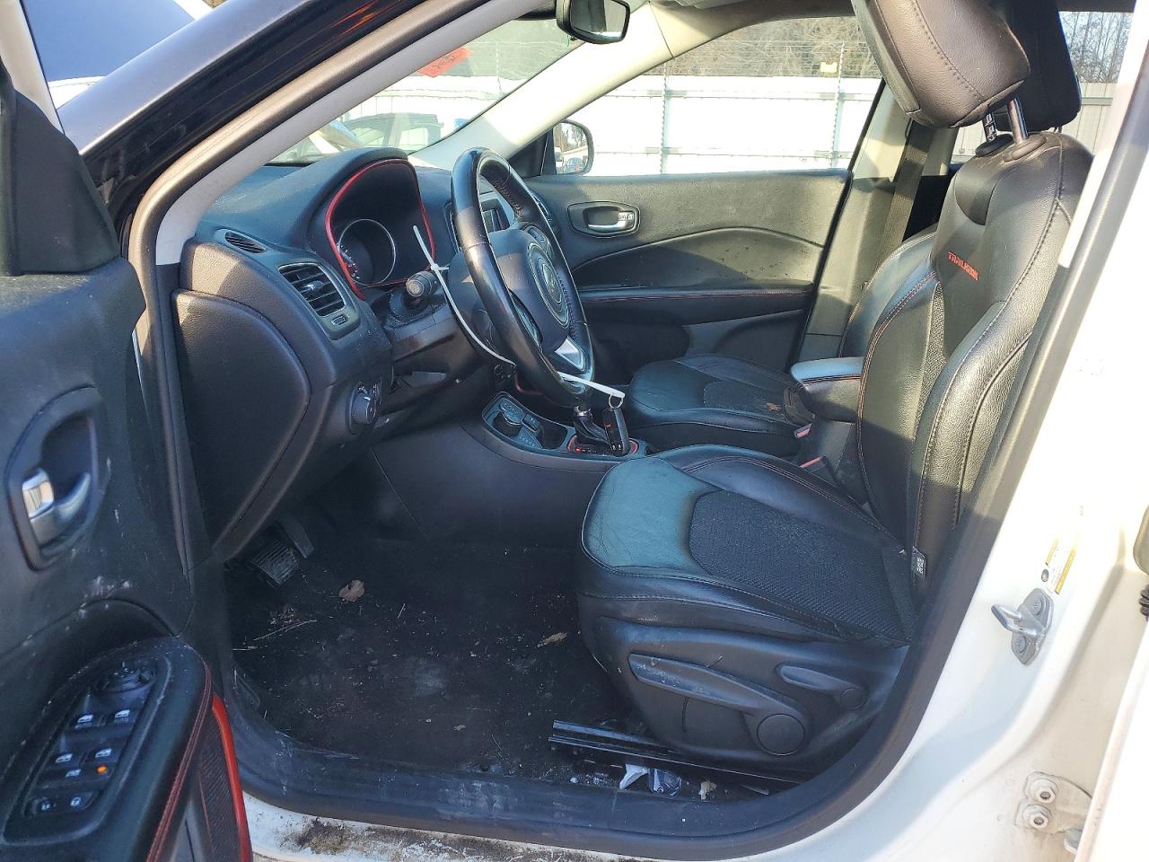 2019 JEEP COMPASS TRAILHAWK photo 7