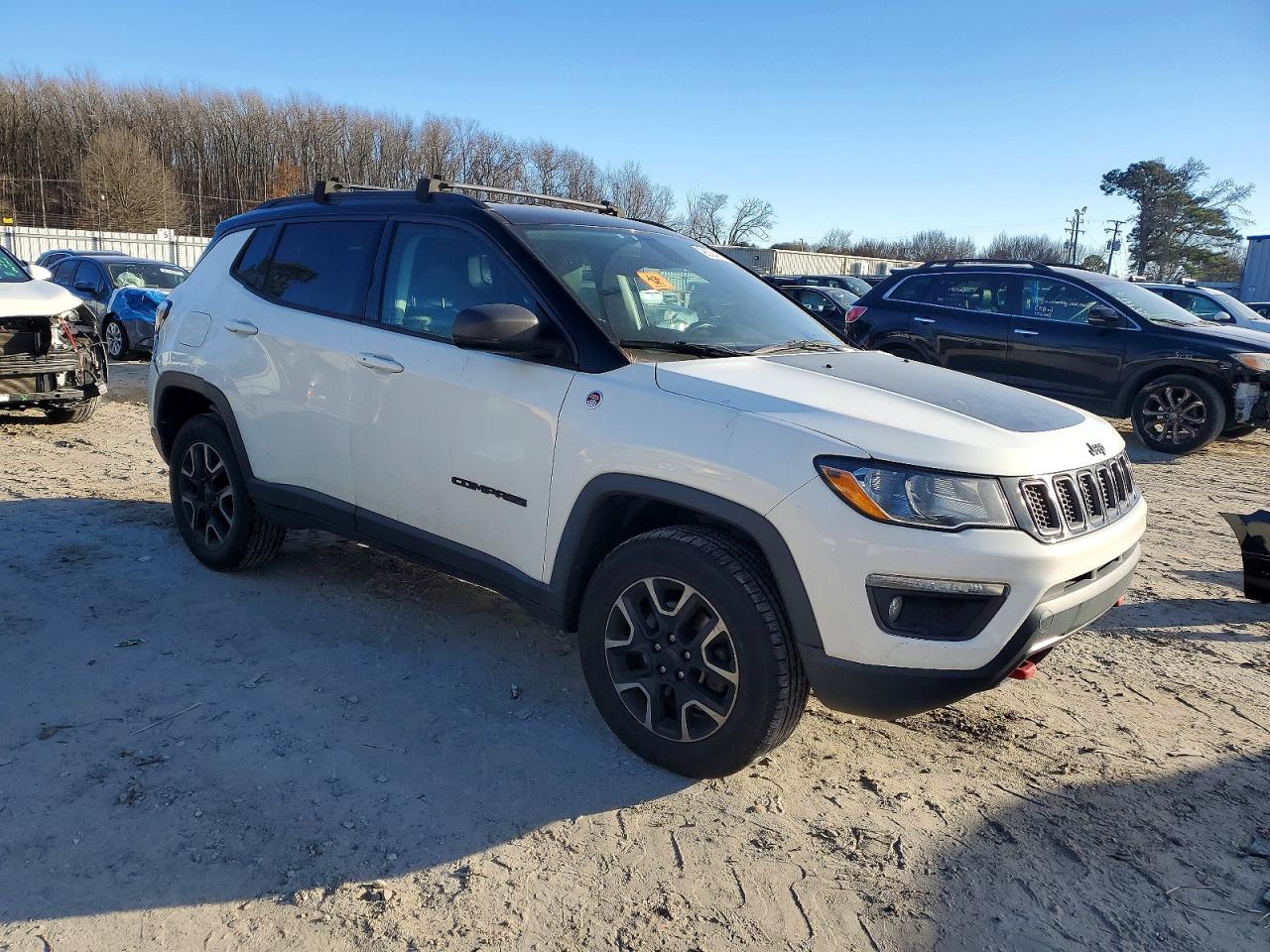 2019 JEEP COMPASS TRAILHAWK photo 4