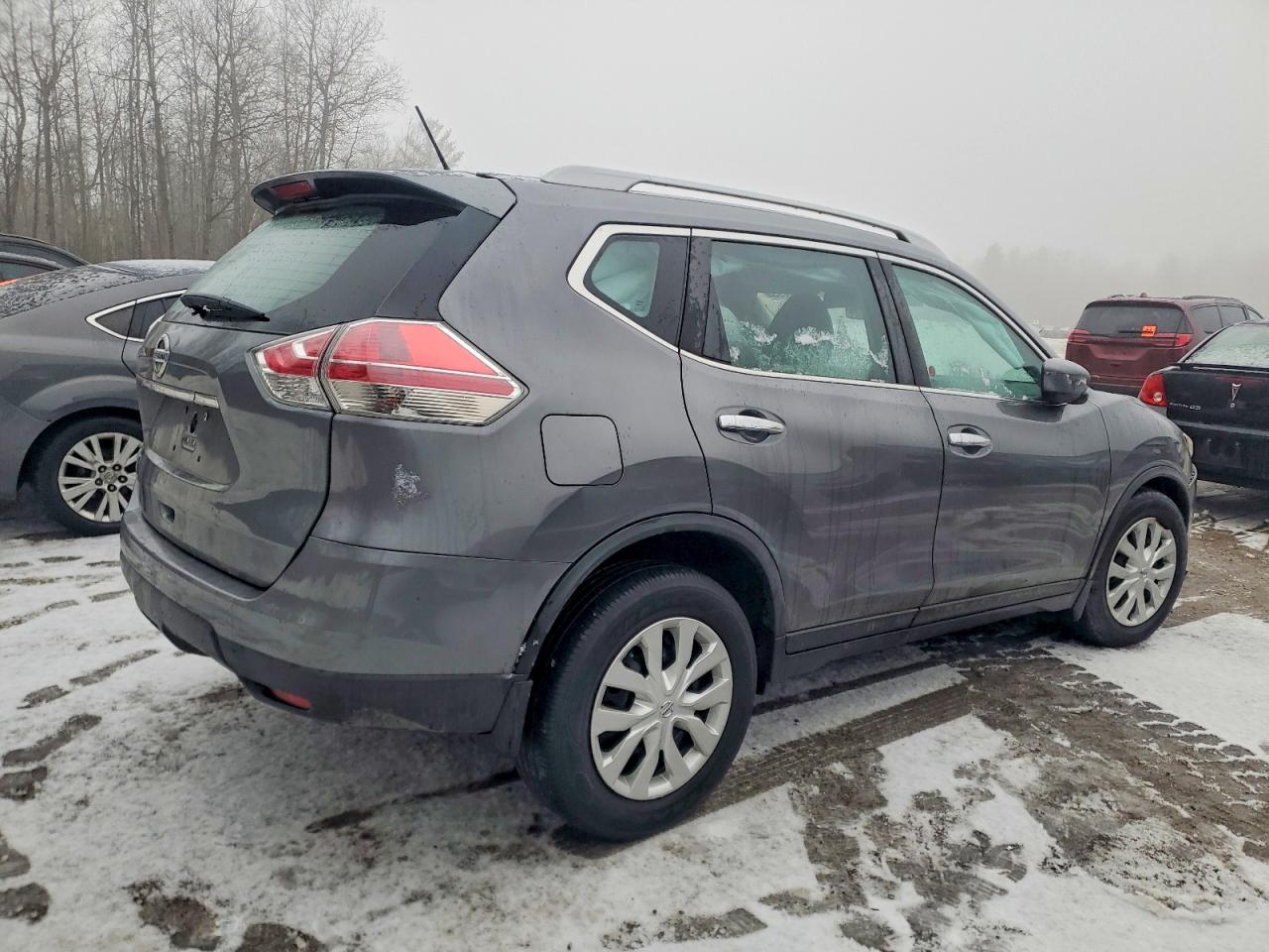 2016 NISSAN ROGUE S photo 3