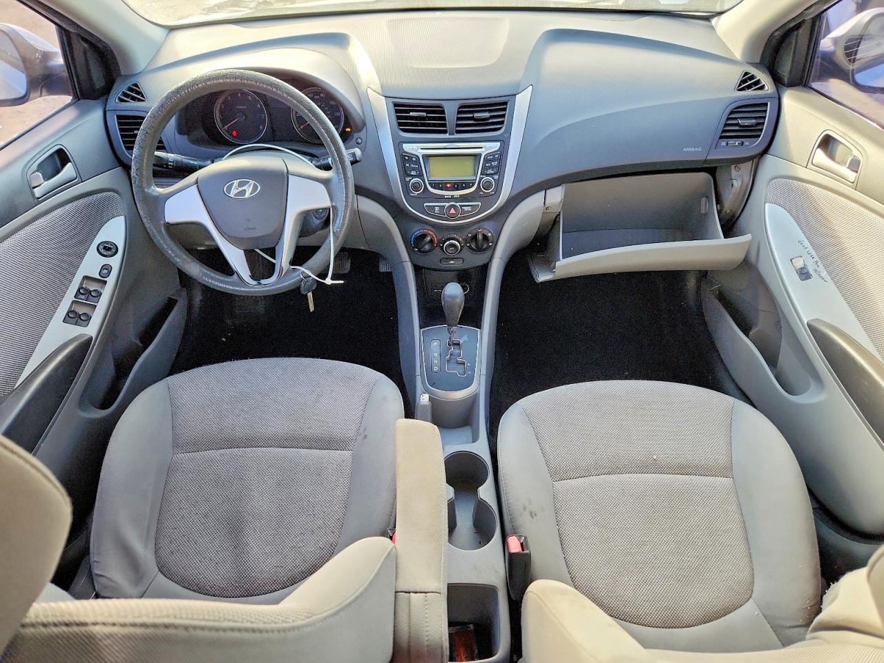 2012 HYUNDAI ACCENT GLS photo 8