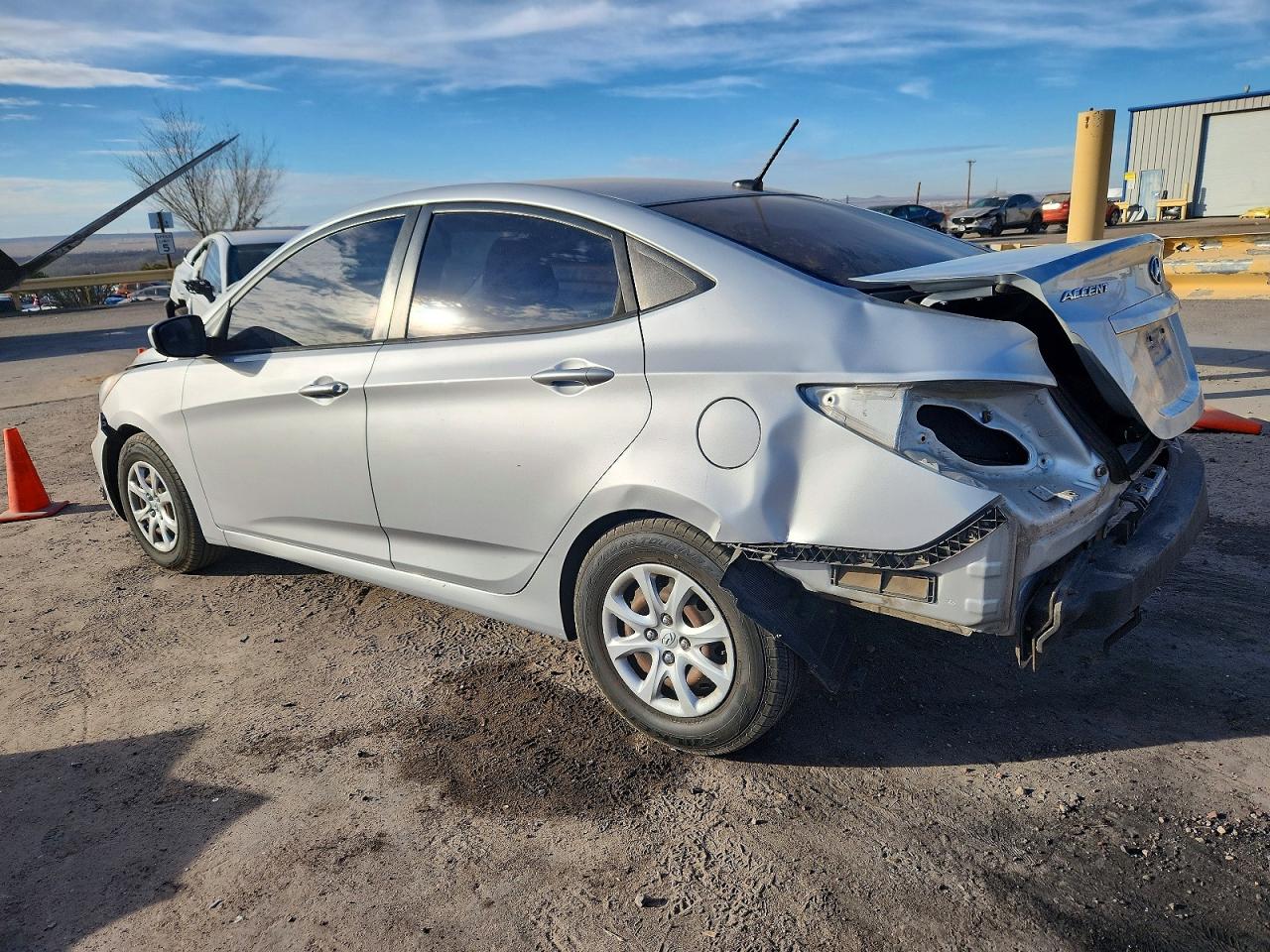 2012 HYUNDAI ACCENT GLS photo 2