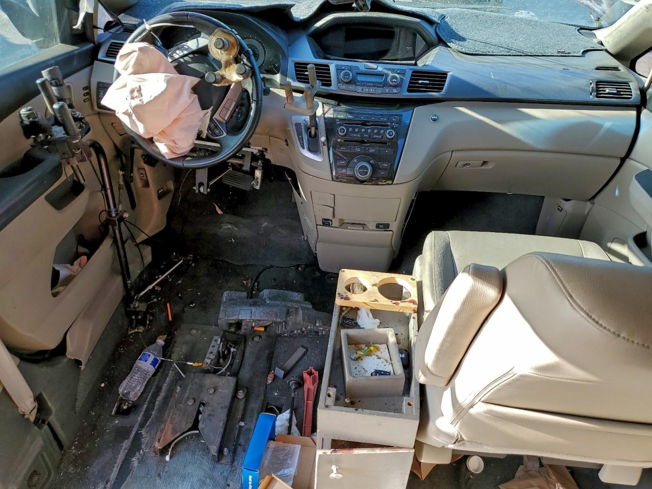 2012 HONDA ODYSSEY TOURING photo 22