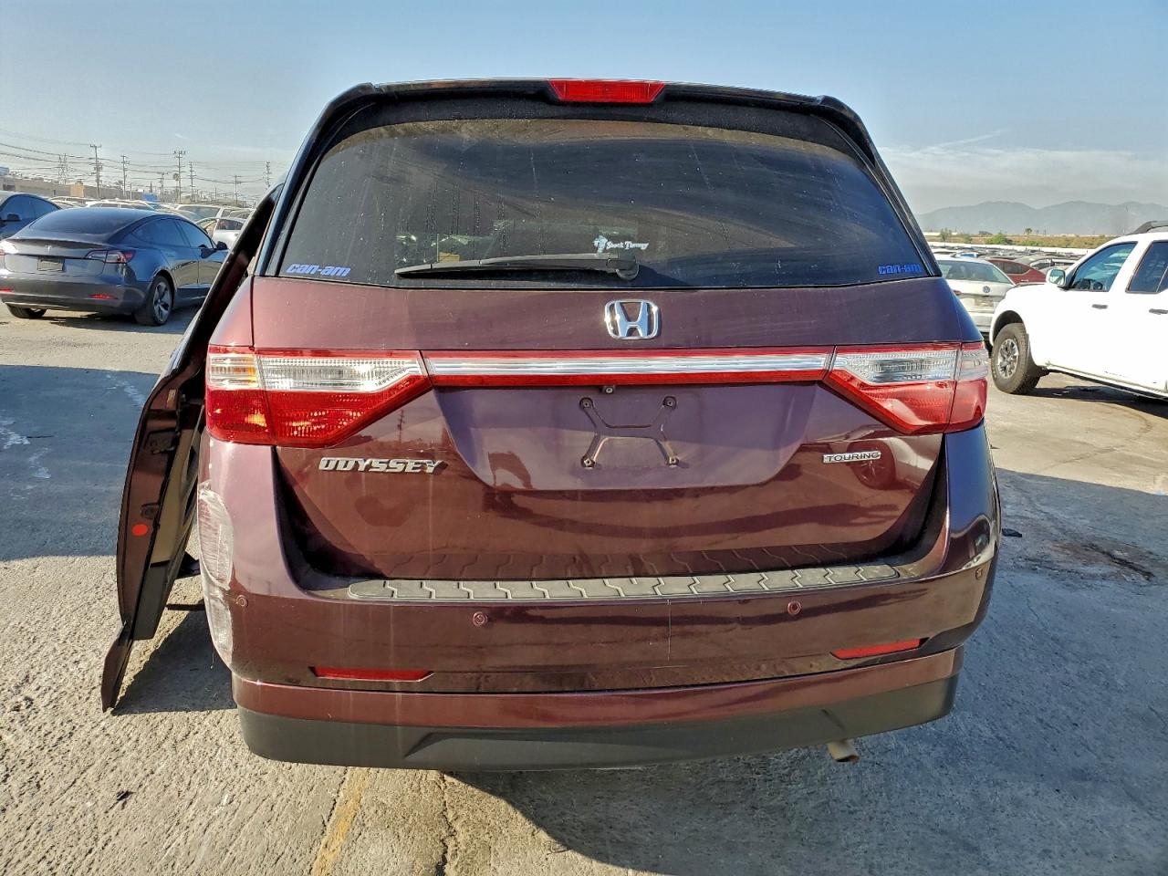 2012 HONDA ODYSSEY TOURING photo 16