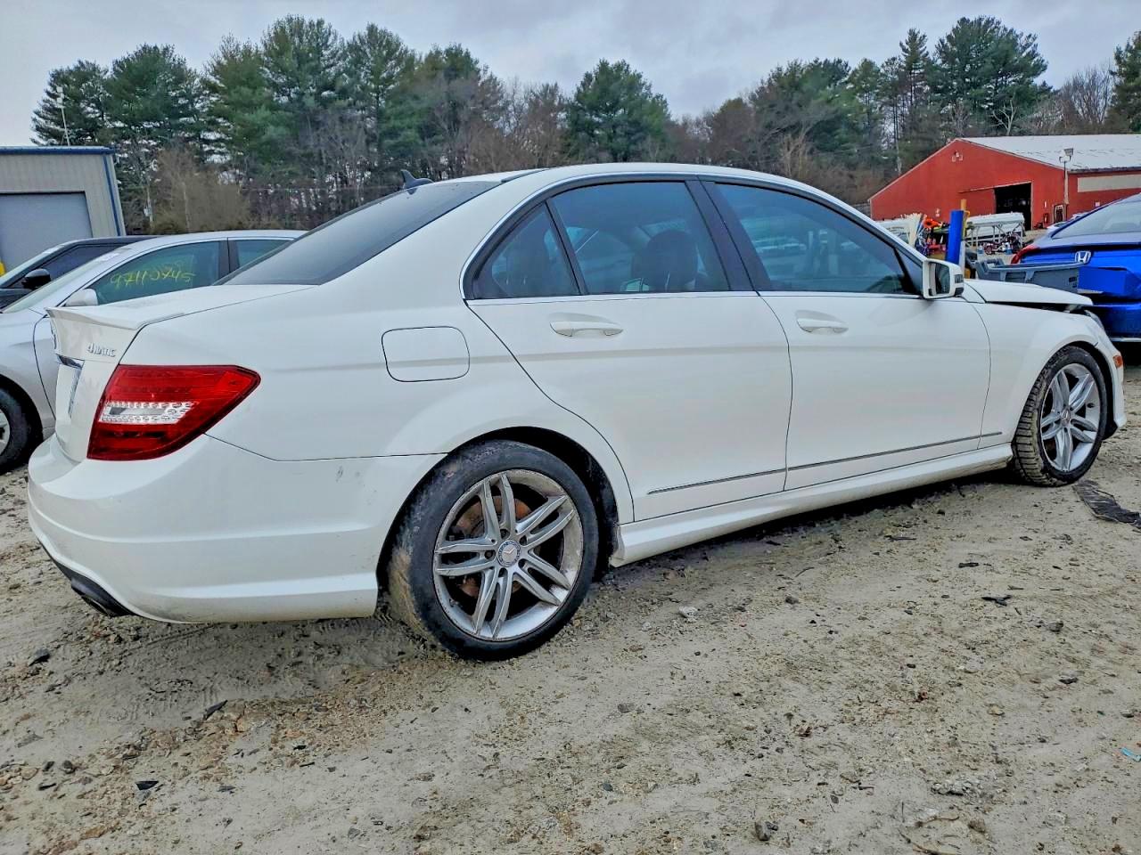 2013 MERCEDES-BENZ C 300 4MATIC photo 3