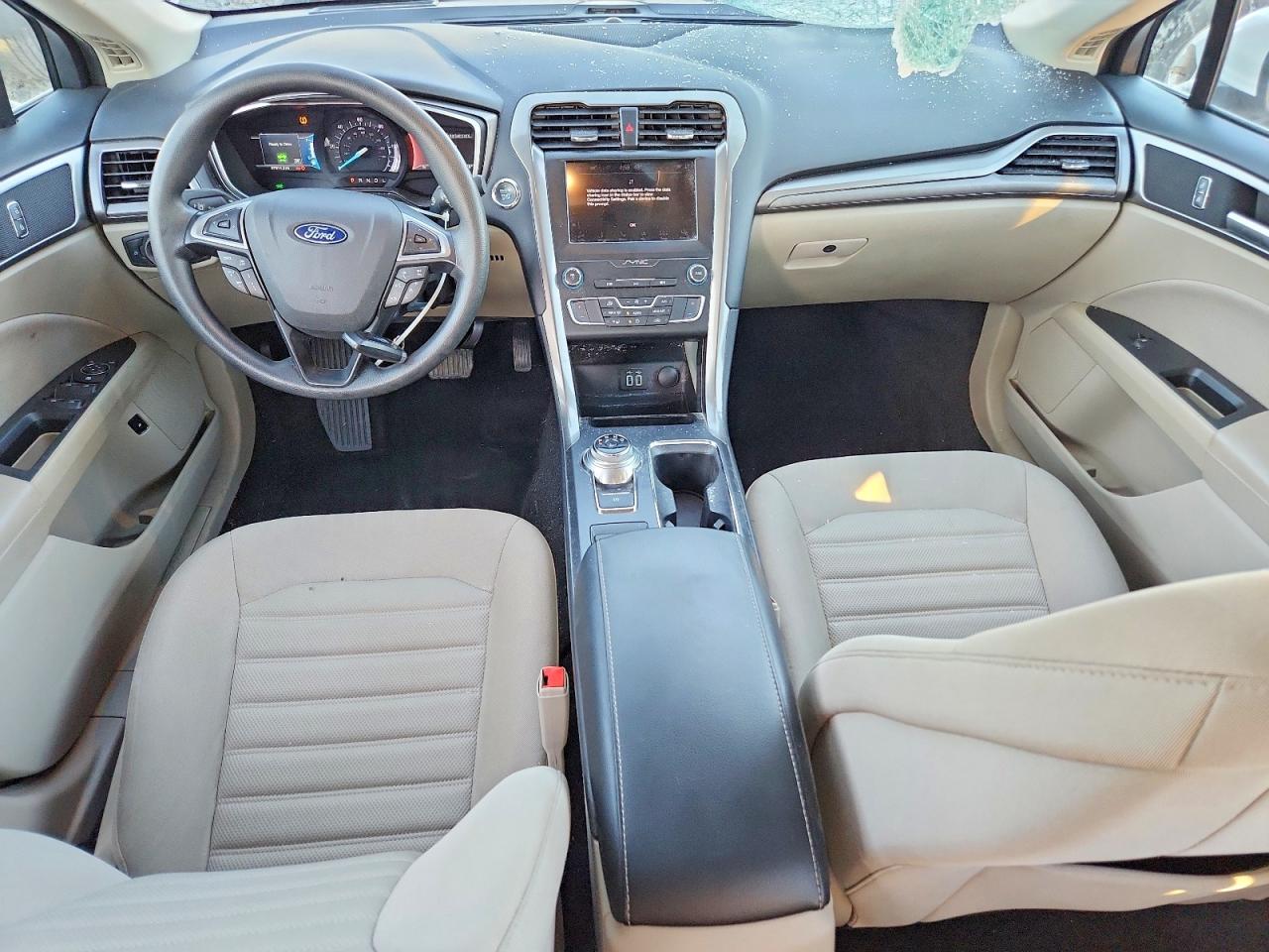 2019 FORD FUSION SE photo 8