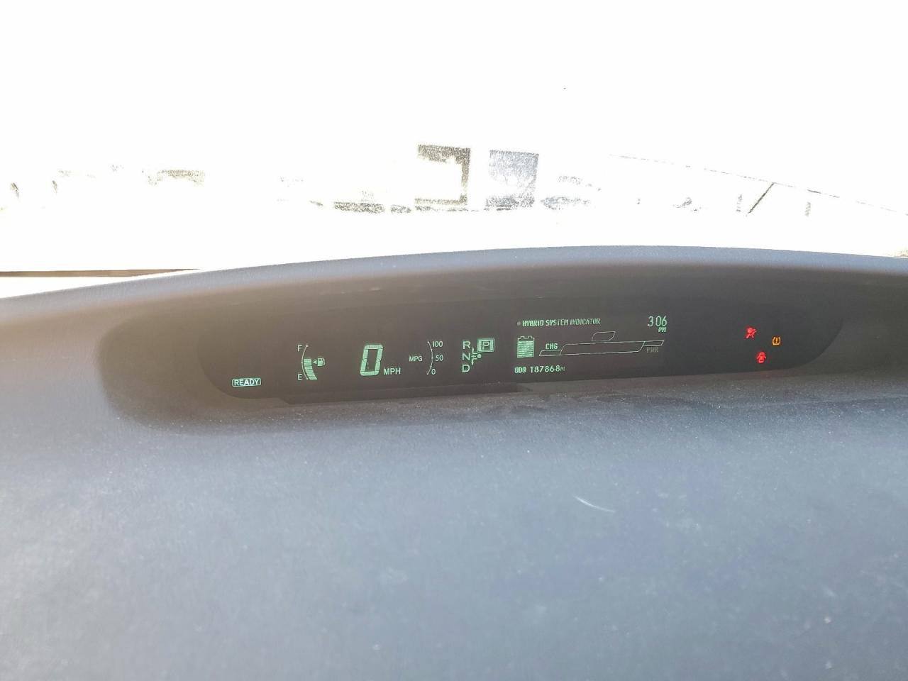2010 TOYOTA PRIUS photo 9
