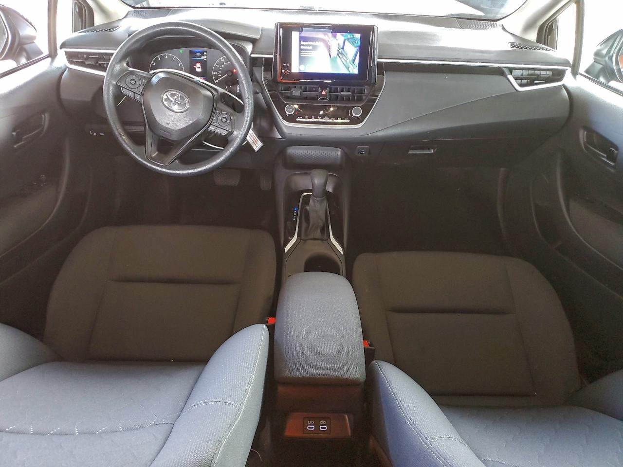 2025 TOYOTA COROLLA LE photo 15