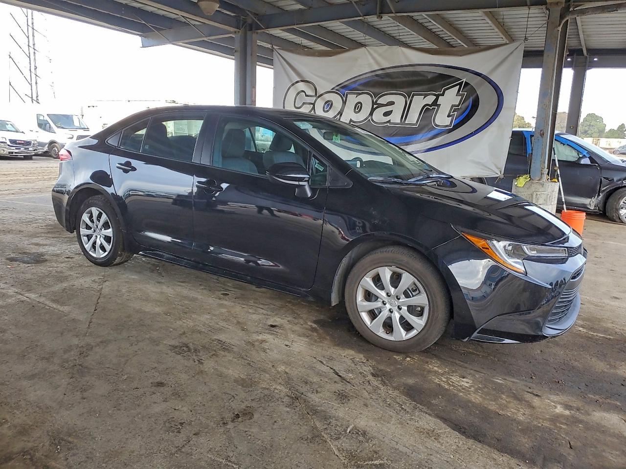 2025 TOYOTA COROLLA LE photo 7