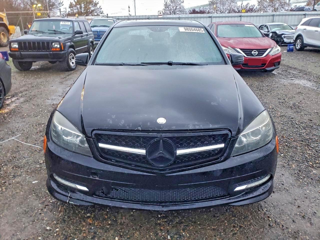 2011 MERCEDES-BENZ C 300 photo 5