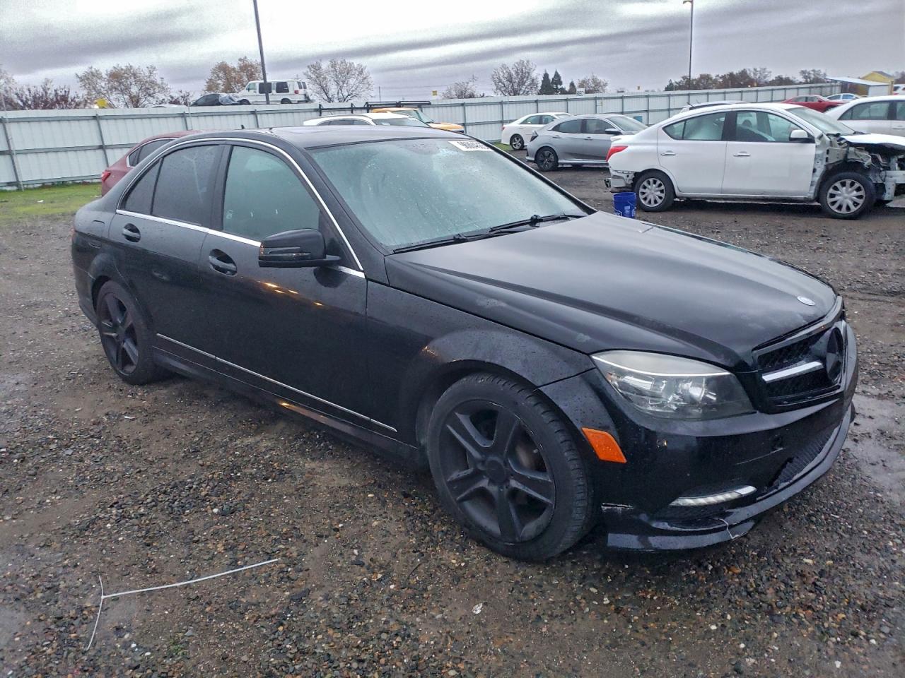 2011 MERCEDES-BENZ C 300 photo 4