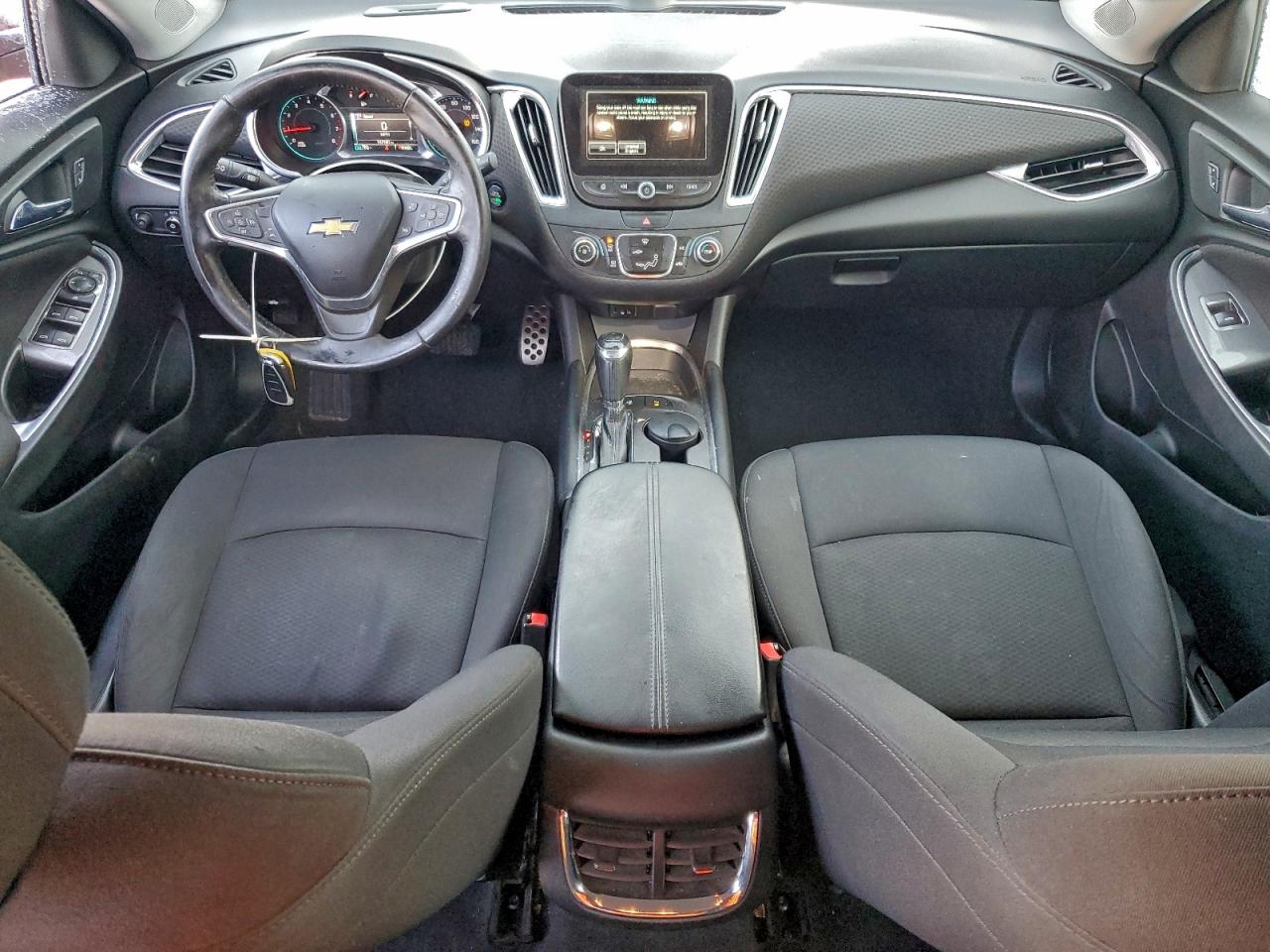 2016 CHEVROLET MALIBU LT photo 8