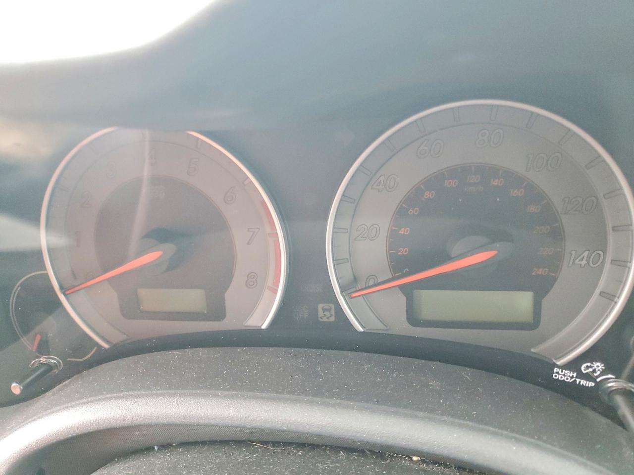 2010 TOYOTA COROLLA photo 9