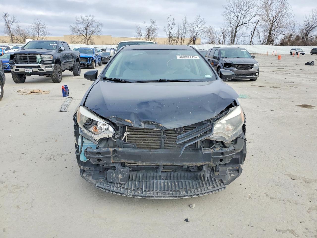 2014 TOYOTA COROLLA L photo 5