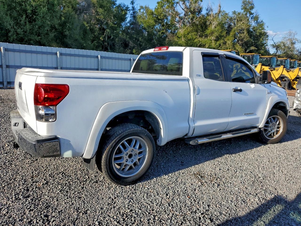 2007 TOYOTA TUNDRA DOUBLE CAB SR5 photo 3