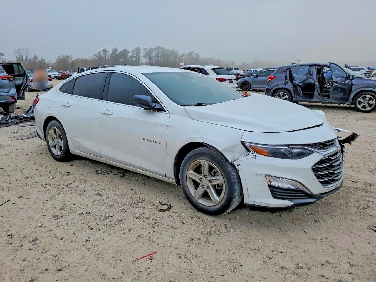 2023 CHEVROLET MALIBU LS photo 4