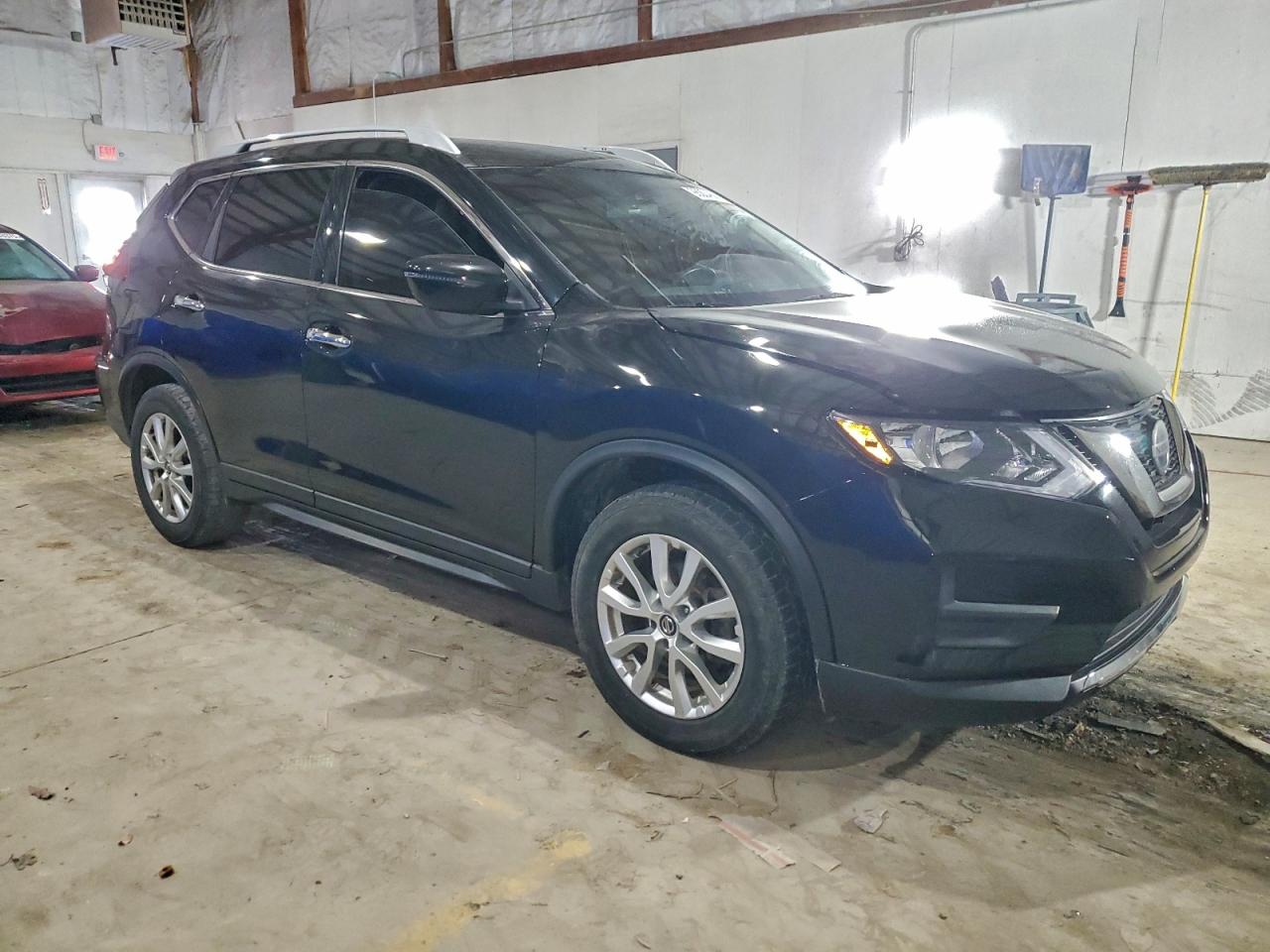 2019 NISSAN ROGUE S photo 4
