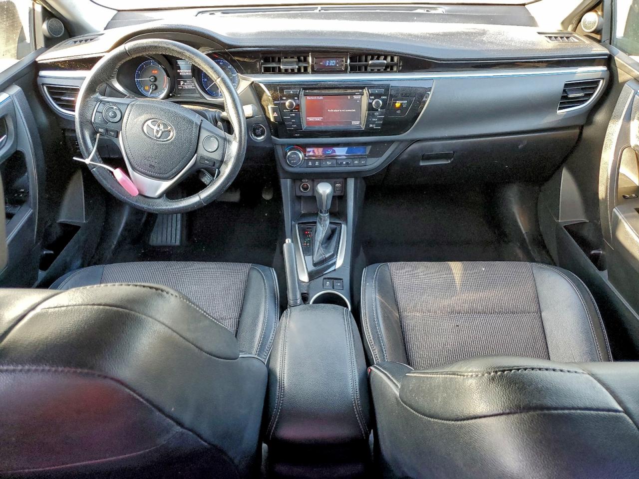 2016 TOYOTA COROLLA L photo 8