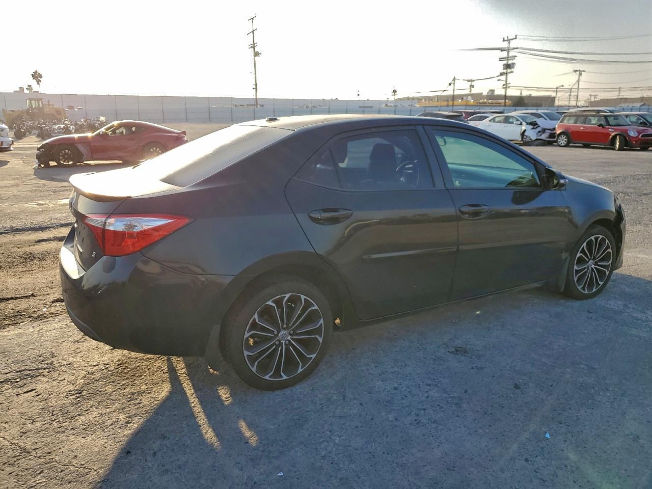 2016 TOYOTA COROLLA L photo 3