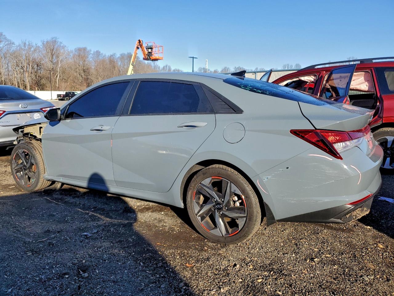 2023 HYUNDAI ELANTRA photo 2