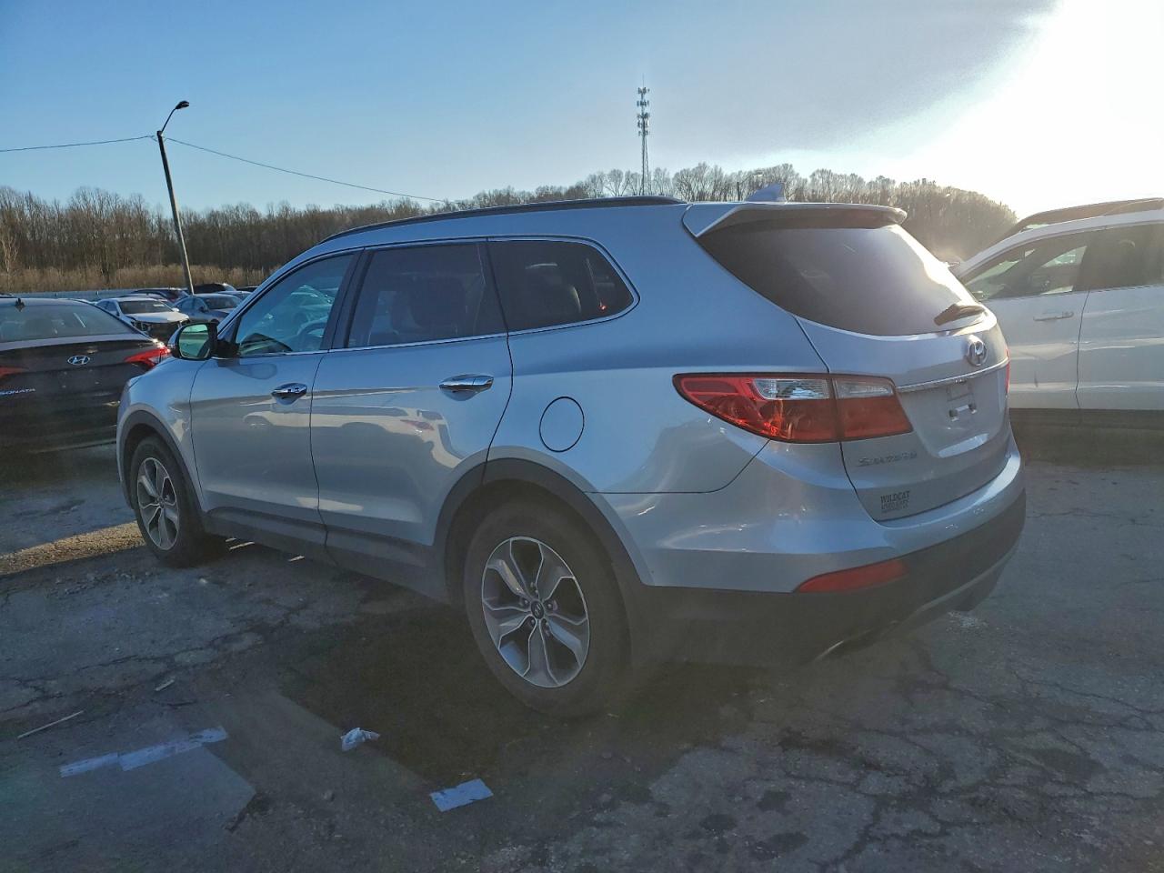 2014 HYUNDAI SANTA FE GLS photo 2