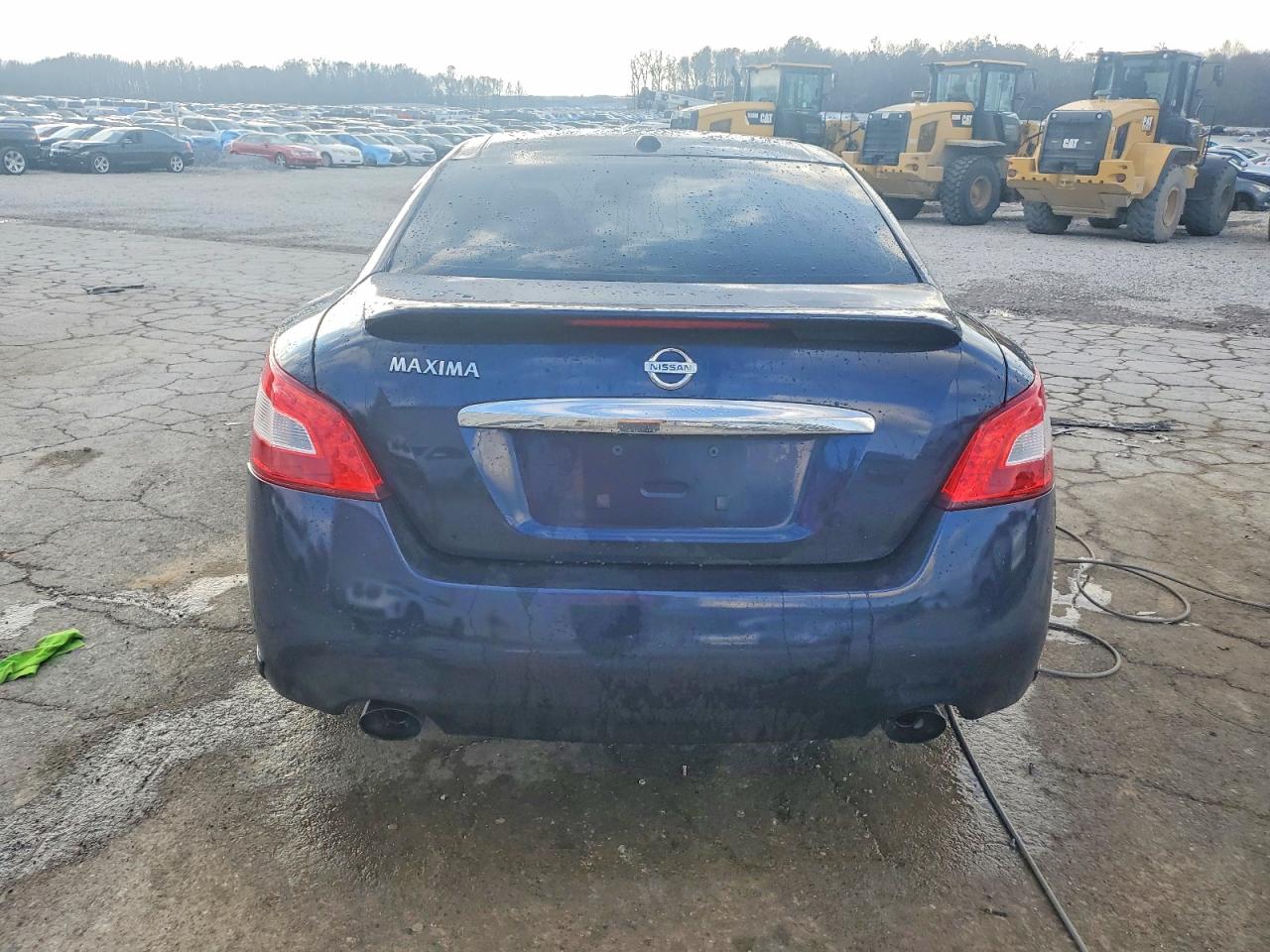 2010 NISSAN MAXIMA S photo 6