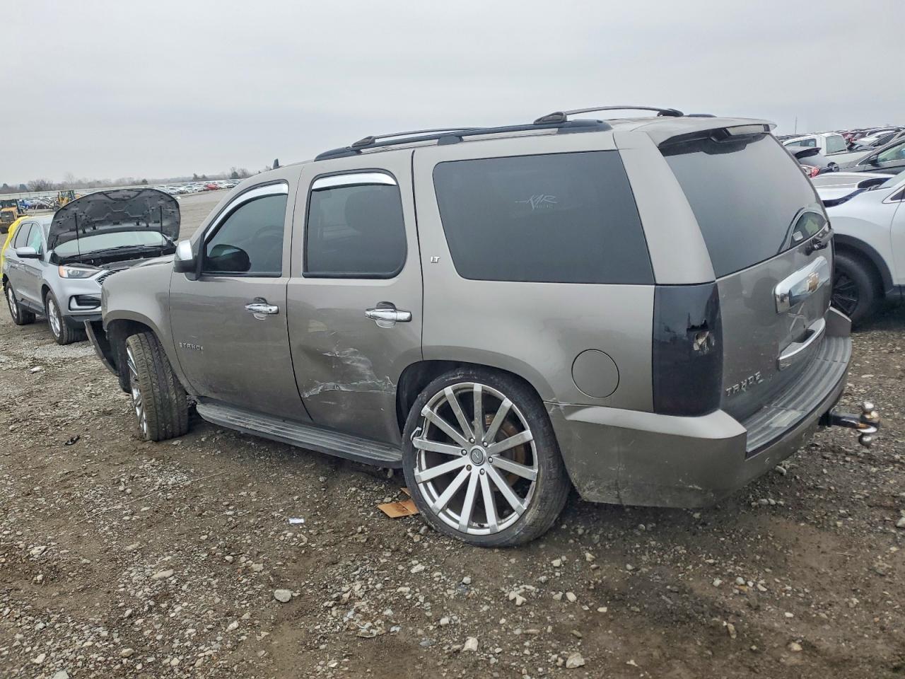 2009 CHEVROLET TAHOE K1500 LT photo 2