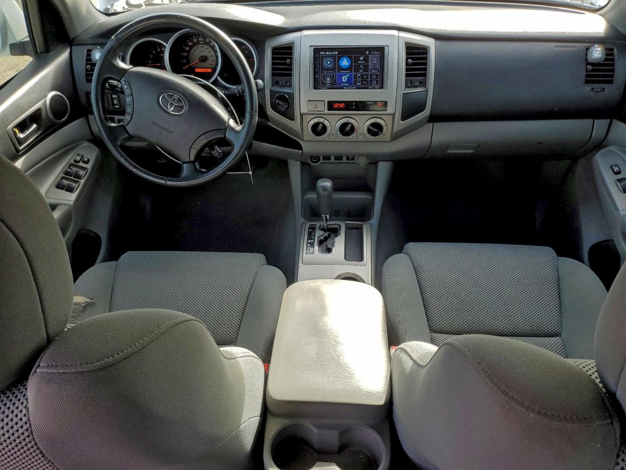 2009 TOYOTA TACOMA DOUBLE CAB photo 8