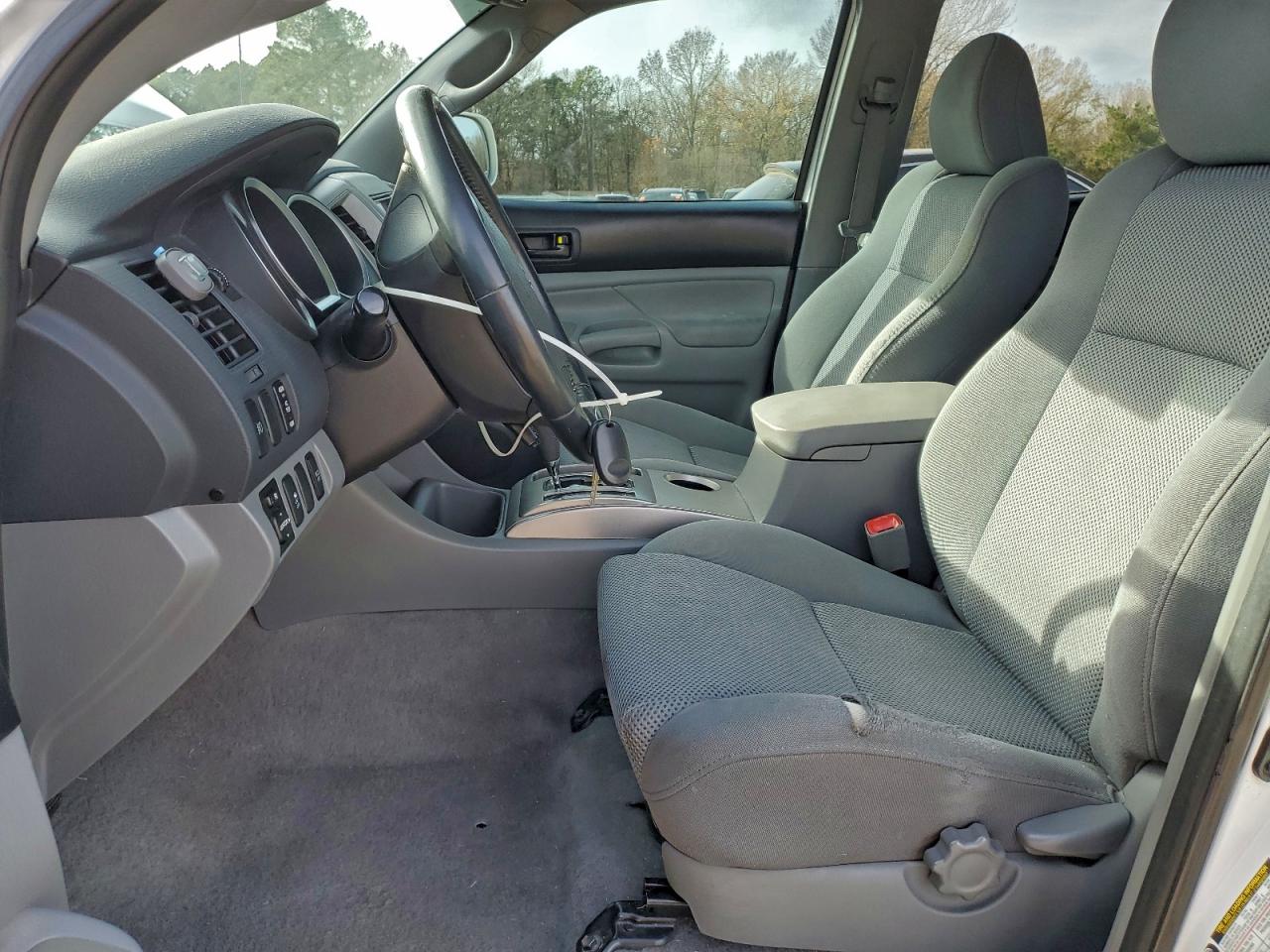 2009 TOYOTA TACOMA DOUBLE CAB photo 7