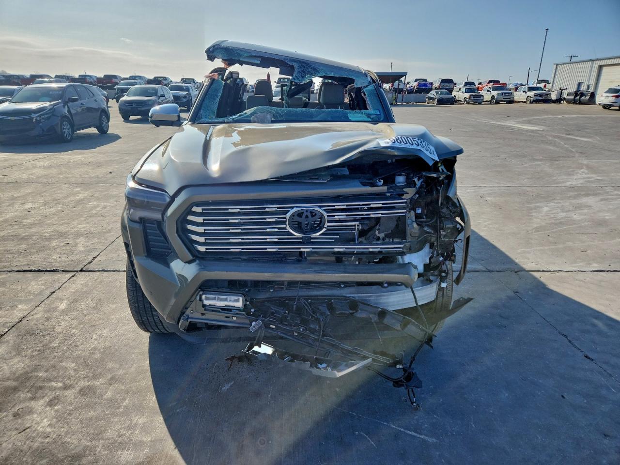 2025 TOYOTA TACOMA DOUBLE CAB photo 5
