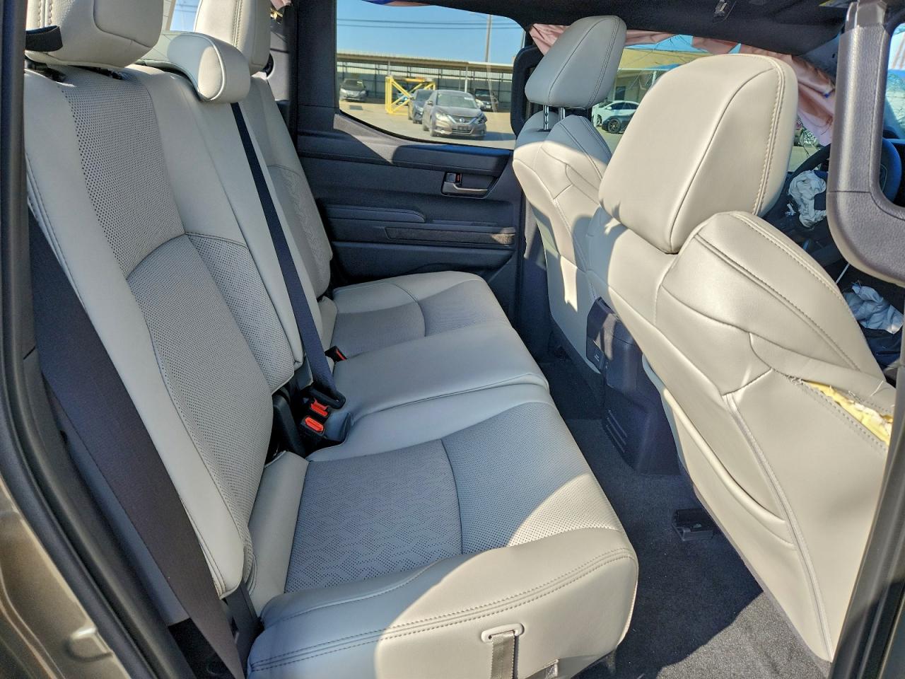 2025 TOYOTA TACOMA DOUBLE CAB photo 10