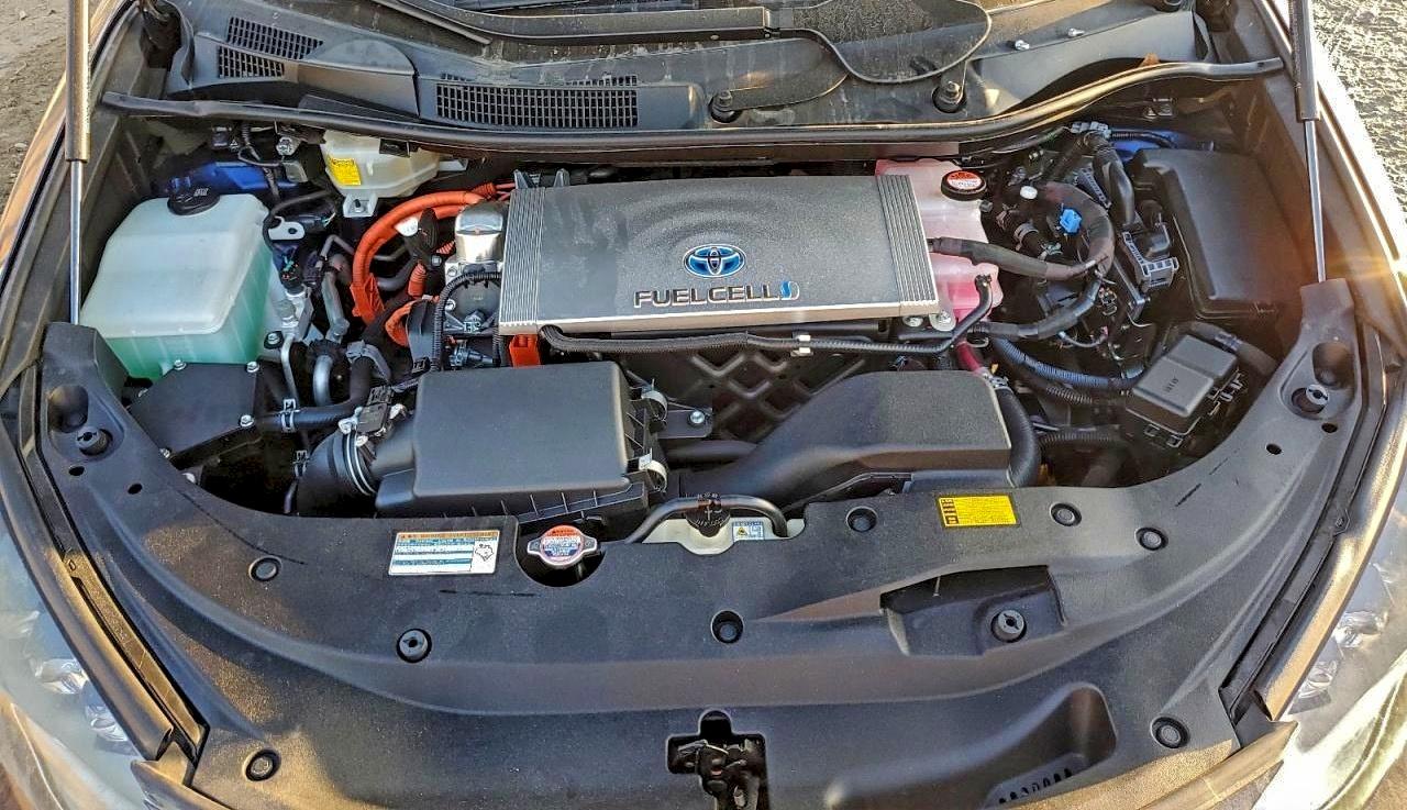 2018 TOYOTA MIRAI photo 12