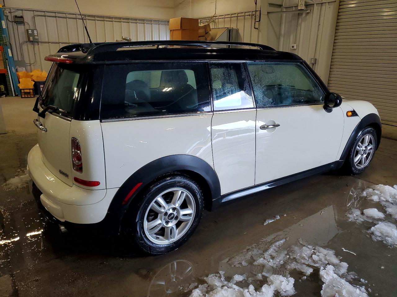 2012 MINI COOPER CLUBMAN photo 3
