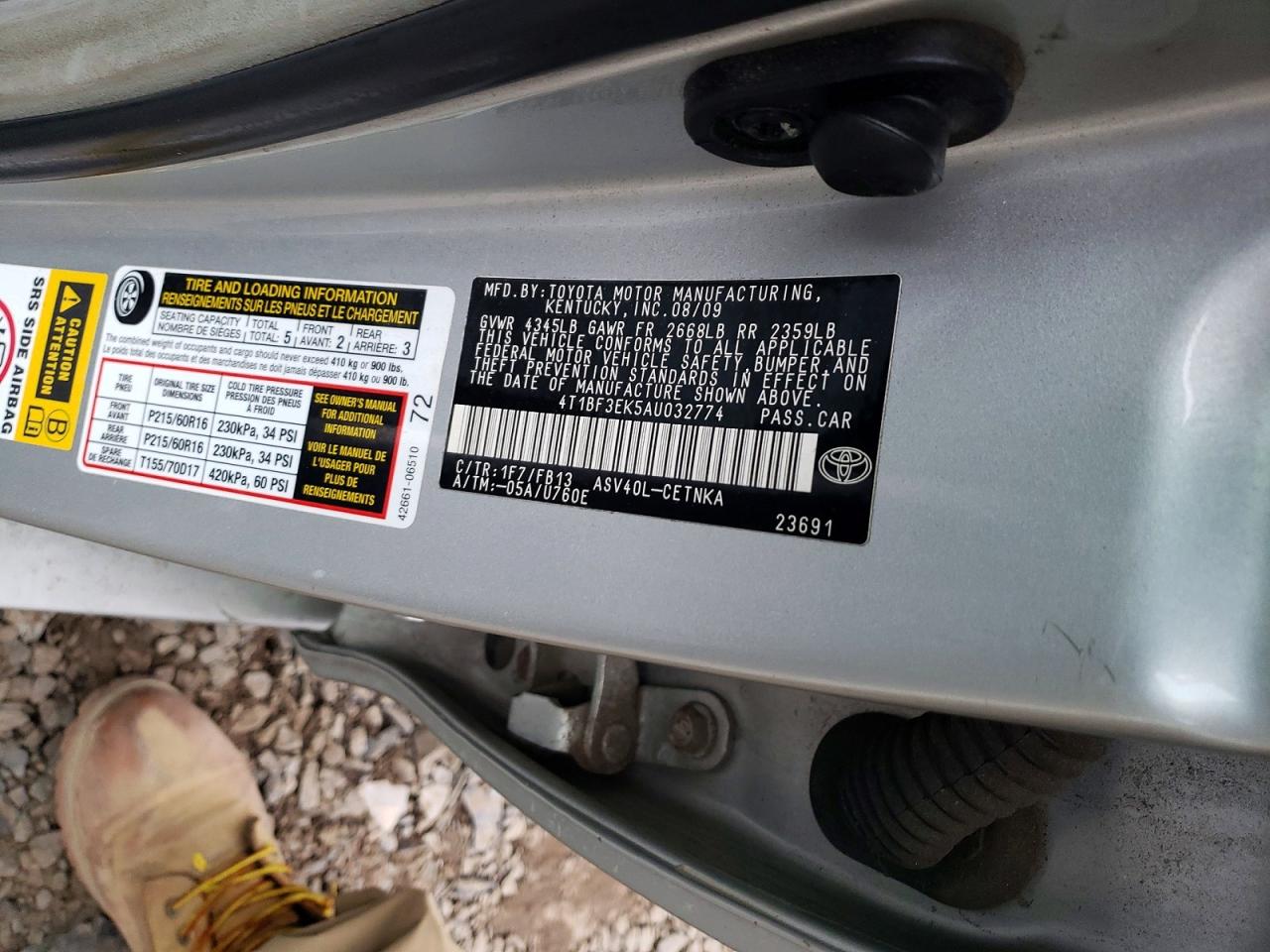 2010 TOYOTA CAMRY BASE photo 12