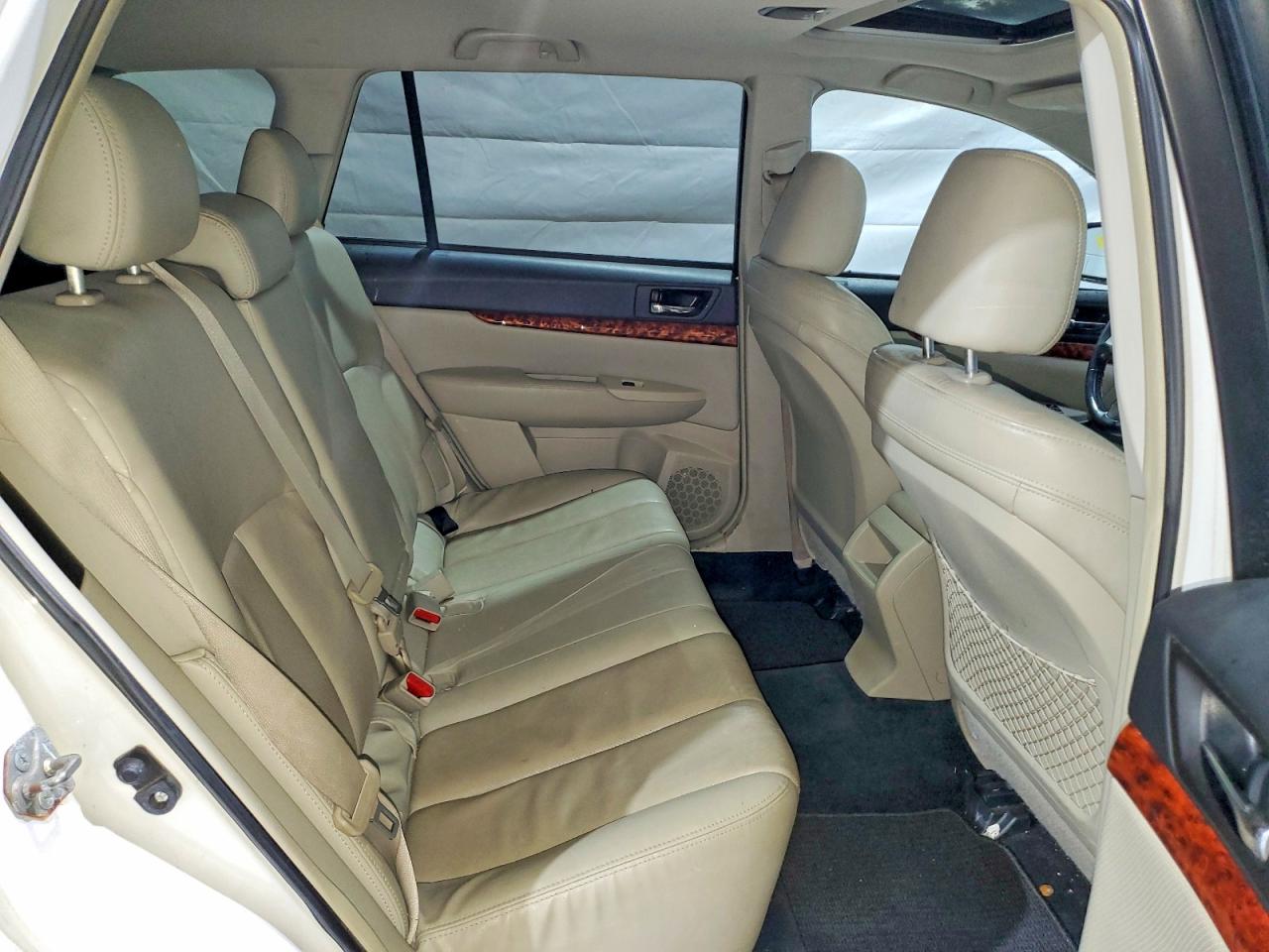 2011 SUBARU OUTBACK 3.6R LIMITED photo 10