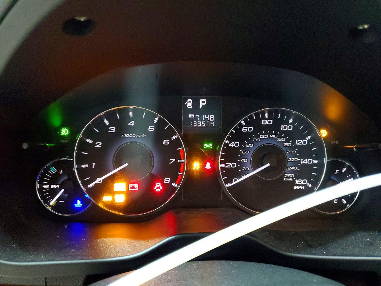 2011 SUBARU OUTBACK 3.6R LIMITED photo 9