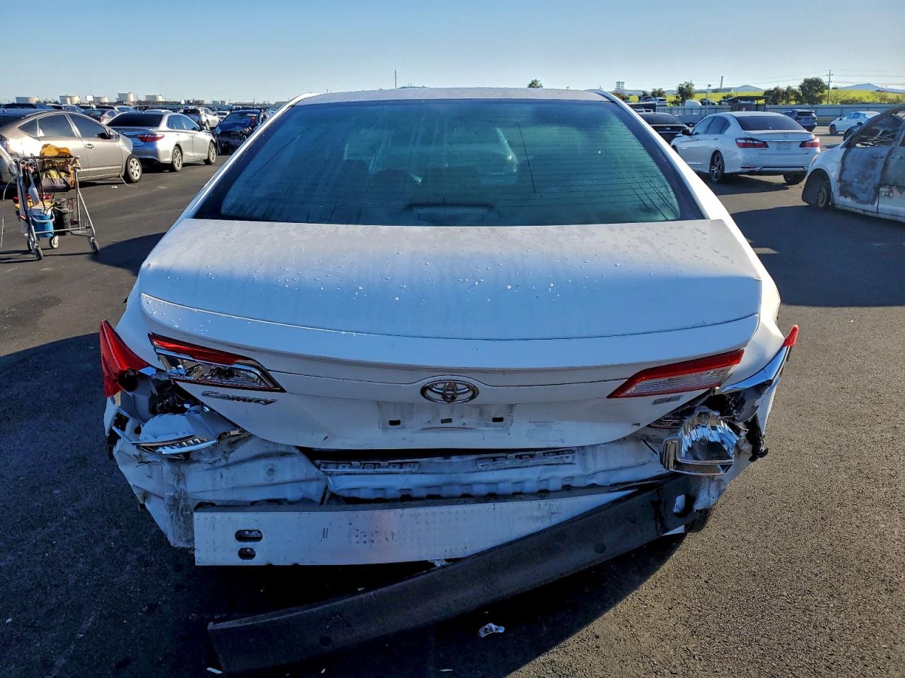 2012 TOYOTA CAMRY BASE photo 6