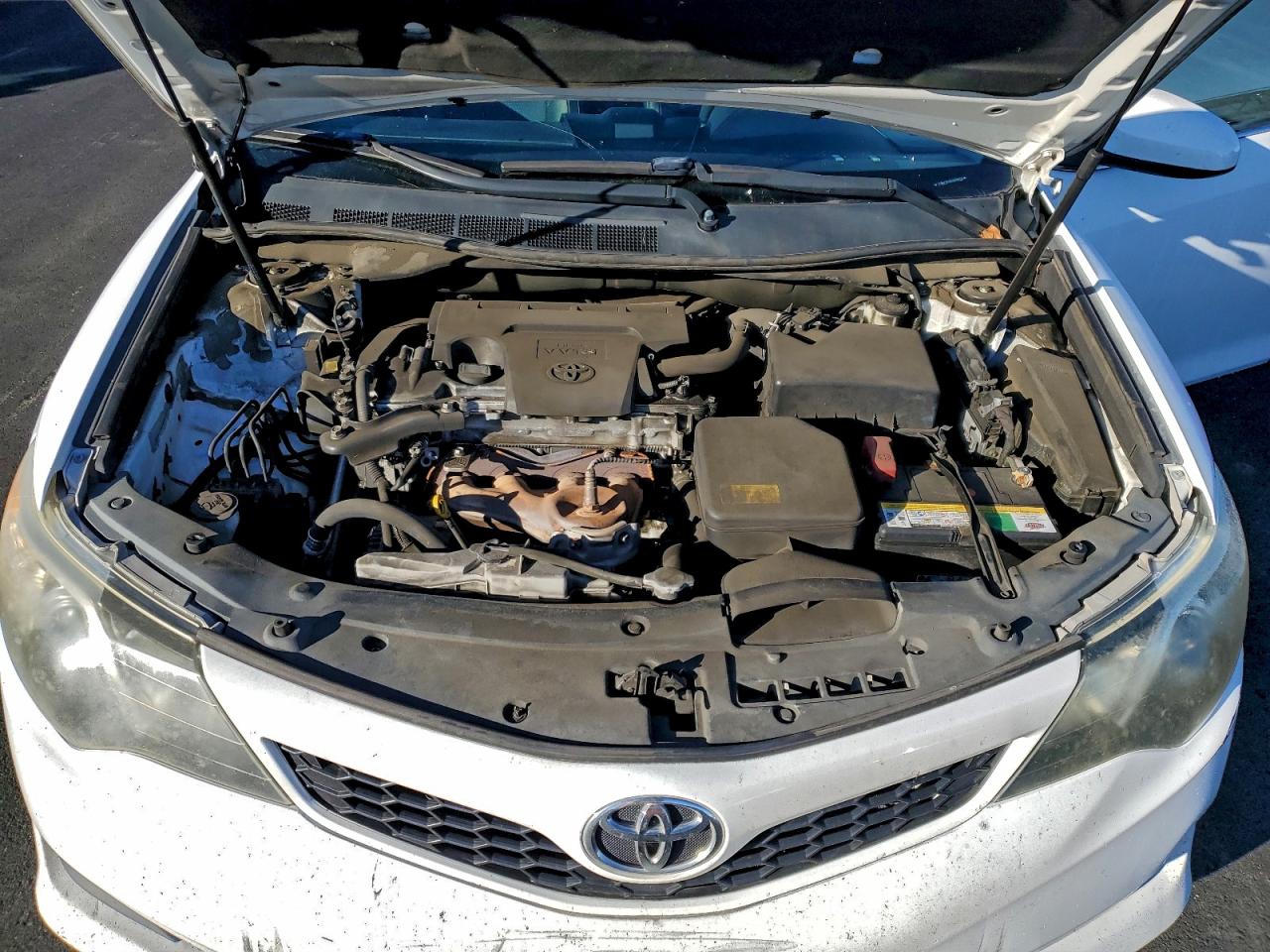 2012 TOYOTA CAMRY BASE photo 11