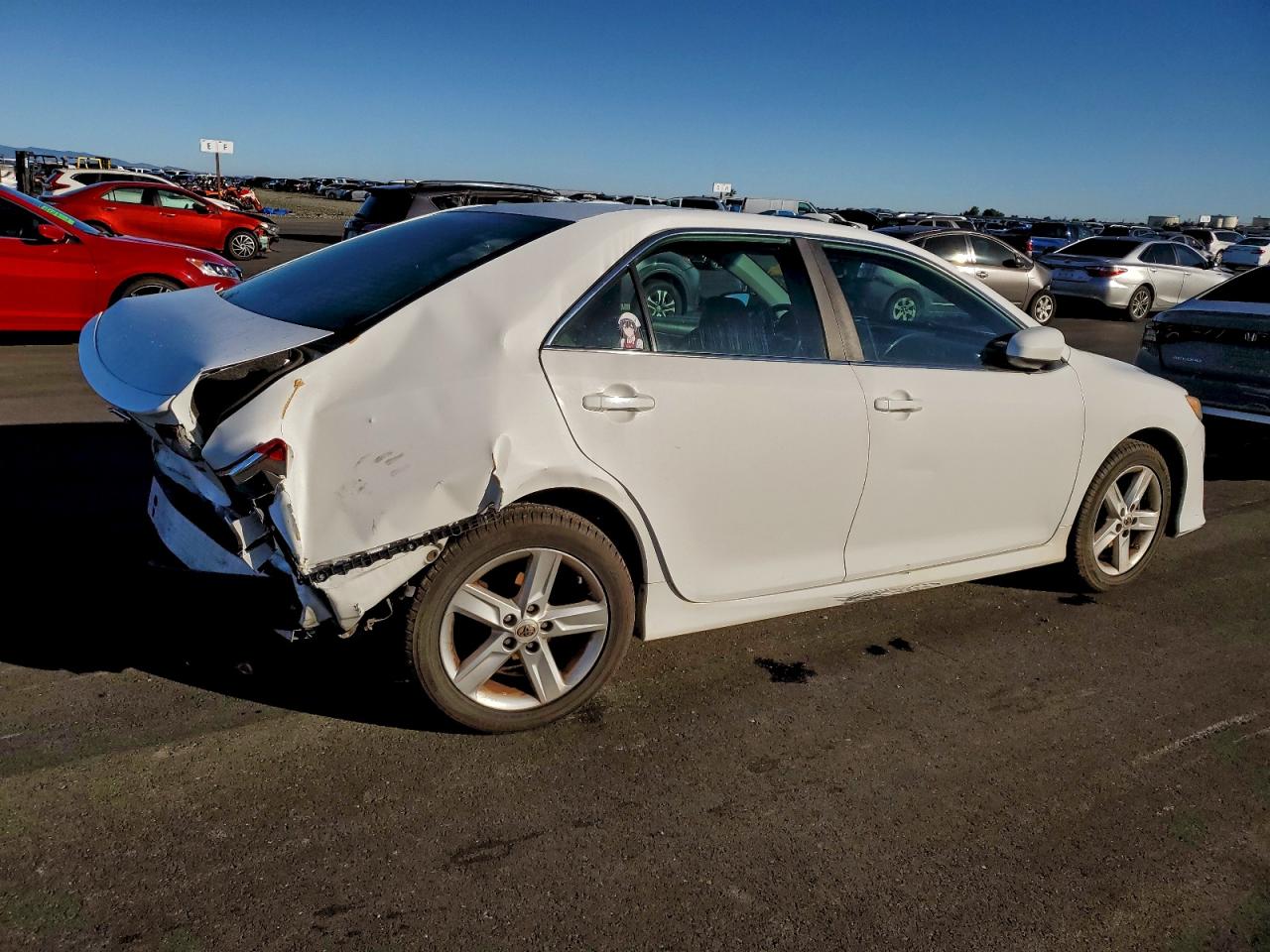 2012 TOYOTA CAMRY BASE photo 3