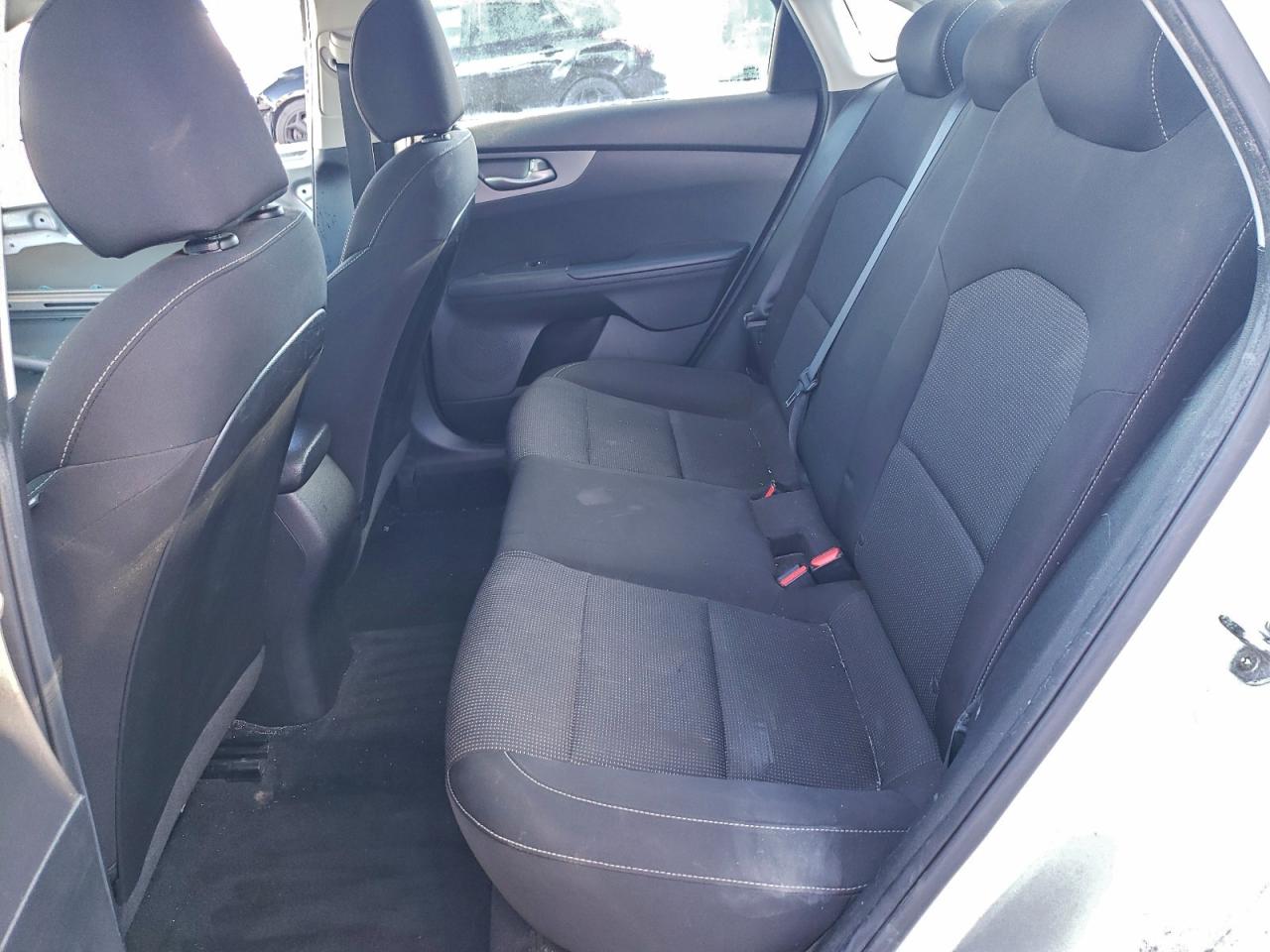 2021 KIA FORTE FE photo 10