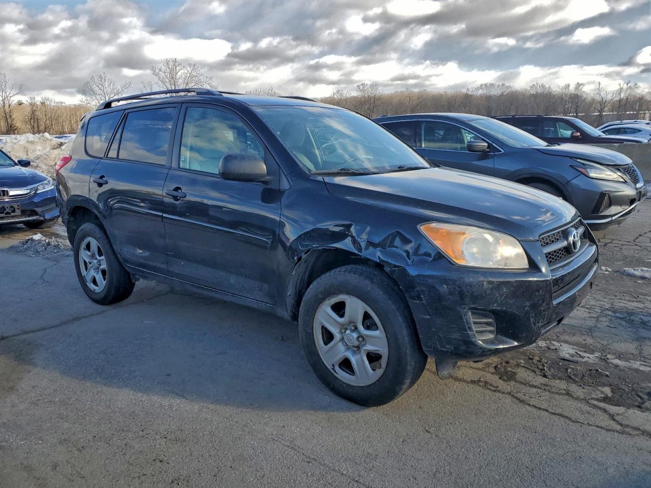 2011 TOYOTA RAV4 photo 4