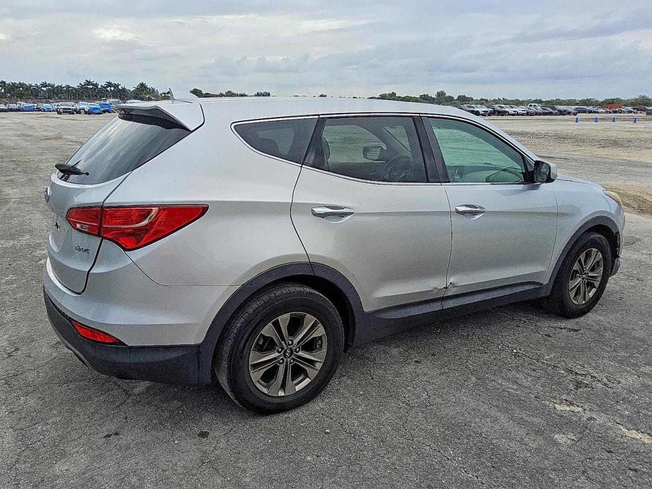 2016 HYUNDAI SANTA FE SPORT photo 3
