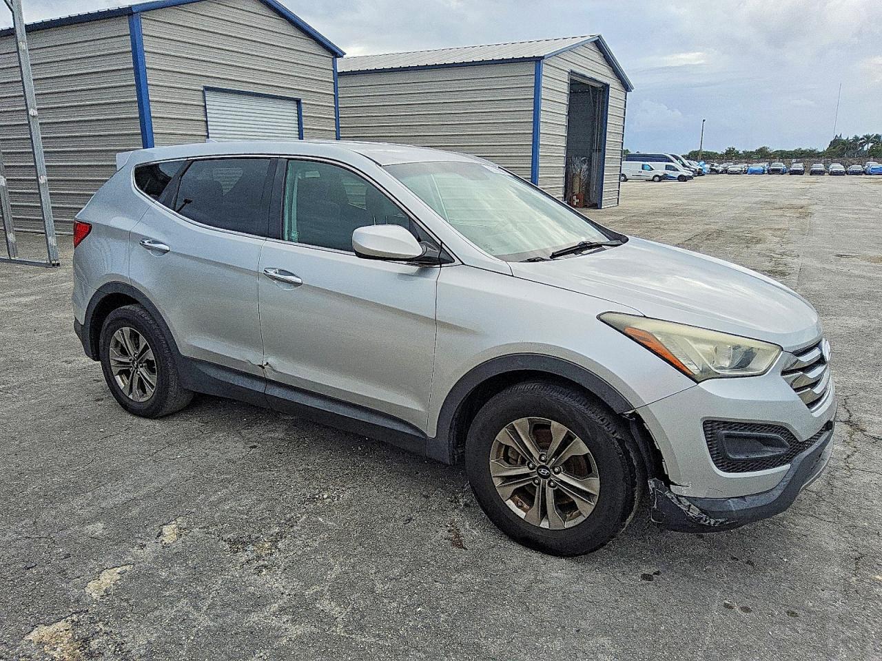 2016 HYUNDAI SANTA FE SPORT photo 4