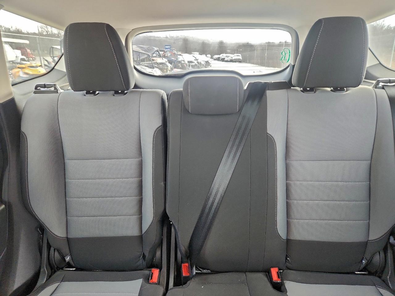 2017 FORD ESCAPE S photo 10